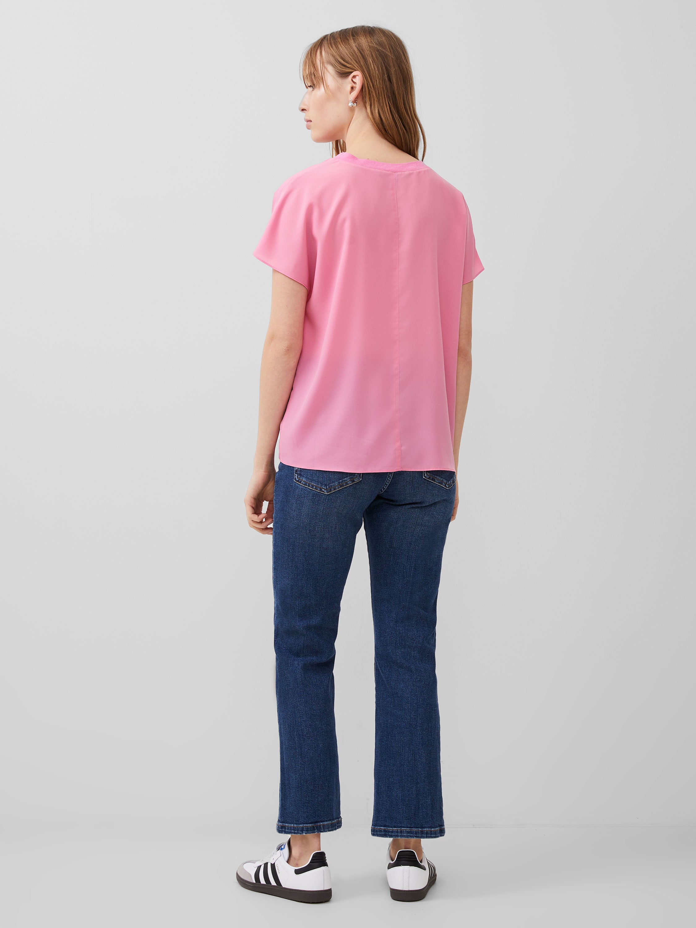 Crepe Light Crew Neck Top