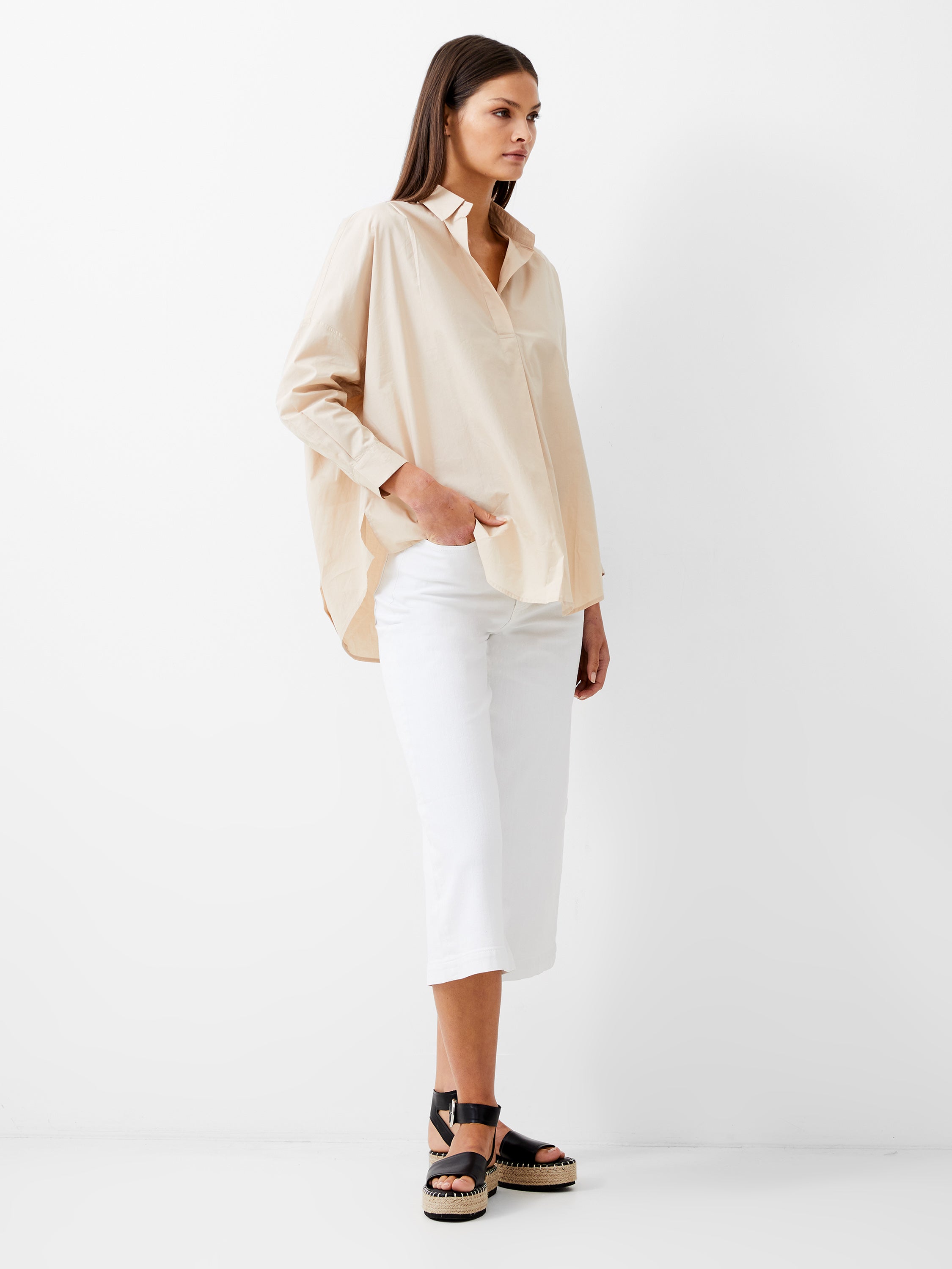 Long Sleeve Vee Collar Poplin Popover Shirt